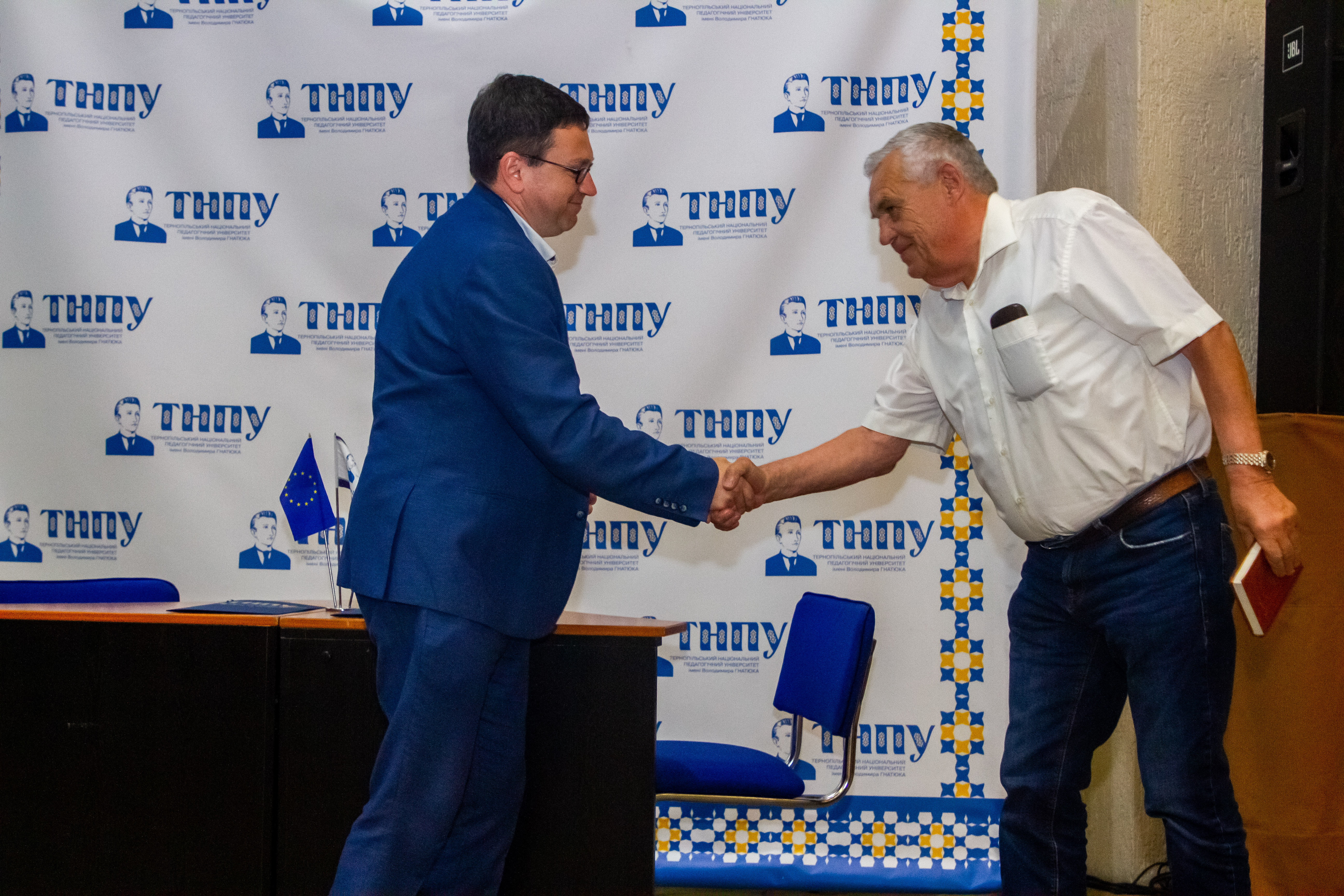 Вітаємо на сцені рідного ТНПУ!